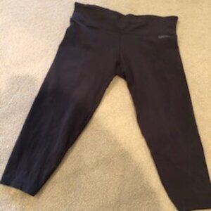 Calvin Klein Performance Activewear Capri Length Mid Rise Leggings Dk Gray Sz L
